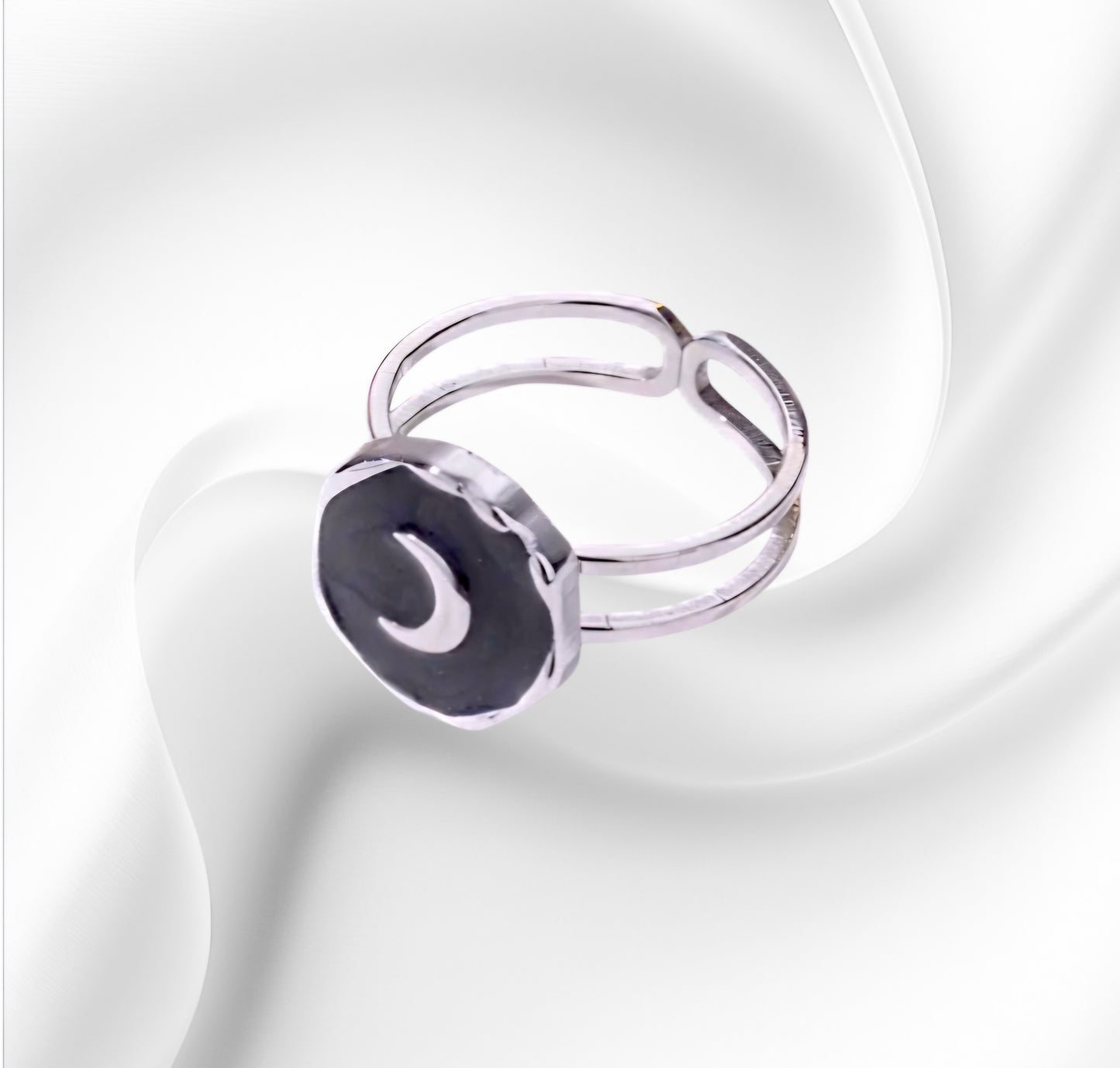 Black Moon Ring