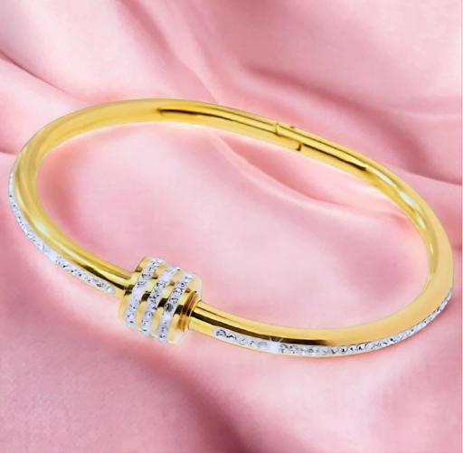 Sparkling Bangle