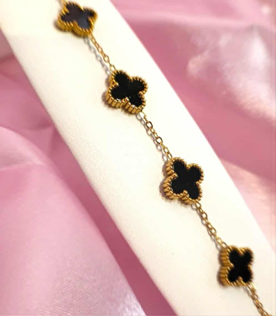 Small Four-leaf Clover Bracelet