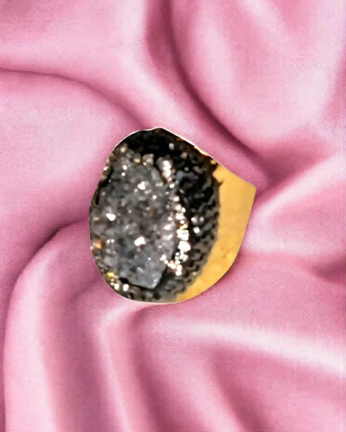 Geometric Ring