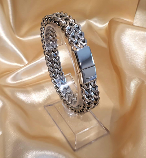 Titan Link Bracelet